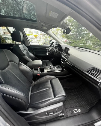 Audi Q5 cena 108500 przebieg: 142000, rok produkcji 2018 z Poznań małe 277